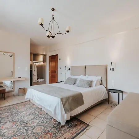 Anerada Hotel Kalavryta Room photo